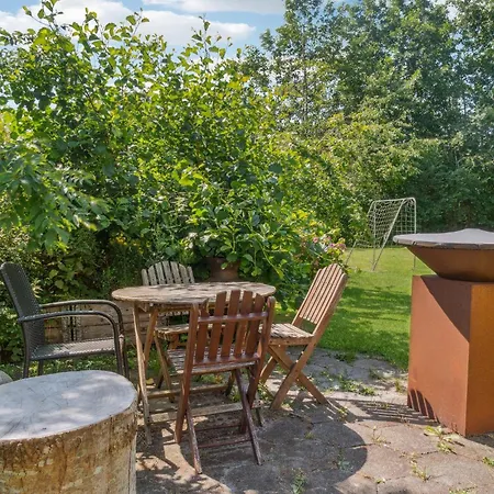 Feriehus 3 Bedroom Amazing In Nykobing Sj *